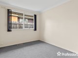 https://images.listonce.com.au/custom/160x/listings/51-longfellow-avenue-mooroolbark-vic-3138/961/01524961_img_07.jpg?Uu46lROALKg