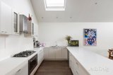 https://images.listonce.com.au/custom/160x/listings/51-martin-street-thornbury-vic-3071/524/01820524_img_08.jpg?oCnm9cA82hM