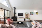 https://images.listonce.com.au/custom/160x/listings/51-martin-street-thornbury-vic-3071/524/01820524_img_10.jpg?6mmoboyxU6c
