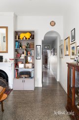 https://images.listonce.com.au/custom/160x/listings/51-mater-street-collingwood-vic-3066/451/01942451_img_12.jpg?r70rNKoZ8yY