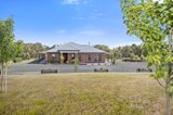 https://images.listonce.com.au/custom/160x/listings/51-rosa-court-kyneton-vic-3444/767/00382767_img_12.jpg?ft3m-20fjcs