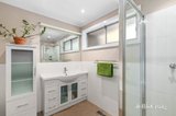 https://images.listonce.com.au/custom/160x/listings/51-rose-avenue-hurstbridge-vic-3099/405/01601405_img_06.jpg?7eTC7T5ahgg