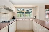 https://images.listonce.com.au/custom/160x/listings/51-ruthven-way-ringwood-east-vic-3135/581/01985581_img_04.jpg?laFoUD387JQ