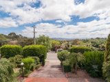 https://images.listonce.com.au/custom/160x/listings/51-switchback-road-chirnside-park-vic-3116/195/01524195_img_15.jpg?l7vNoV-pagE