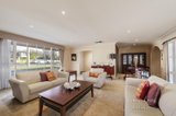 https://images.listonce.com.au/custom/160x/listings/51-therese-avenue-mount-waverley-vic-3149/811/01133811_img_03.jpg?mwEiqIQk16c