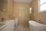 https://images.listonce.com.au/custom/160x/listings/51-tills-drive-warrandyte-vic-3113/083/01724083_img_07.jpg?mDui1Ymod88