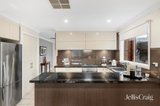 https://images.listonce.com.au/custom/160x/listings/51-valepark-drive-donvale-vic-3111/368/01890368_img_04.jpg?gArQx-PdAhE