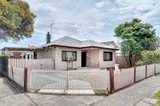 https://images.listonce.com.au/custom/160x/listings/51-westmoreland-road-sunshine-north-vic-3020/994/01601994_img_01.jpg?AobUclKv_30