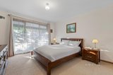 https://images.listonce.com.au/custom/160x/listings/51-whalley-drive-wheelers-hill-vic-3150/997/01701997_img_07.jpg?drSs5jtOU_s