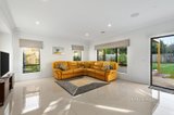 https://images.listonce.com.au/custom/160x/listings/51-whites-lane-glen-waverley-vic-3150/360/01236360_img_02.jpg?P5lt9mjvwjs