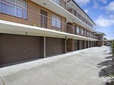 https://images.listonce.com.au/custom/160x/listings/510-carmichael-street-west-footscray-vic-3012/863/01203863_img_07.jpg?PdJMdOtwdUE
