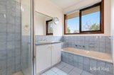 https://images.listonce.com.au/custom/160x/listings/5100-springvale-road-glen-waverley-vic-3150/670/01932670_img_05.jpg?2yNca8PGbjQ