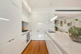 https://images.listonce.com.au/custom/160x/listings/5105-crown-street-richmond-vic-3121/025/01641025_img_07.jpg?TLsLIFRFeqA