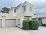 https://images.listonce.com.au/custom/160x/listings/511-15-basil-street-newport-vic-3015/066/01822066_img_02.jpg?T-7fTXDORpI
