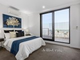 https://images.listonce.com.au/custom/160x/listings/5115-sovereign-point-court-doncaster-vic-3108/779/00989779_img_10.jpg?P6g503vGnEw