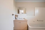 https://images.listonce.com.au/custom/160x/listings/512-gladstone-street-lilydale-vic-3140/032/01622032_img_10.jpg?IJQrItKdkt4