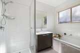 https://images.listonce.com.au/custom/160x/listings/512-irvine-street-mitcham-vic-3132/009/01456009_img_08.jpg?DhfdAg_7naA