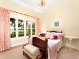 https://images.listonce.com.au/custom/160x/listings/512-new-street-brighton-vic-3186/928/01794928_img_03.jpg?Sp7-YbhGL9Q