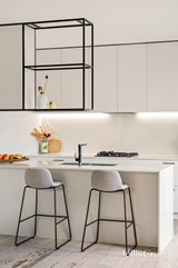 https://images.listonce.com.au/custom/160x/listings/512-phillip-street-mentone-vic-3194/363/01753363_img_06.jpg?6QqhIJ5Hqso