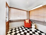 https://images.listonce.com.au/custom/160x/listings/512-shelley-street-elwood-vic-3184/258/01789258_img_05.jpg?pizX_0eWyBA