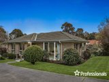 https://images.listonce.com.au/custom/160x/listings/512-vinter-avenue-croydon-vic-3136/006/01526006_img_01.jpg?bGbrw9l2R-M