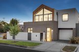 https://images.listonce.com.au/custom/160x/listings/513-centre-road-bentleigh-vic-3204/761/01176761_img_01.jpg?IFfKAZUS2nI