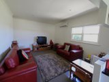 https://images.listonce.com.au/custom/160x/listings/513-peel-street-black-hill-vic-3350/844/01575844_img_03.jpg?AYgTMz8OA24