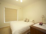 https://images.listonce.com.au/custom/160x/listings/513-stapley-crescent-altona-north-vic-3025/060/01614060_img_03.jpg?UCMKcHe9yIU