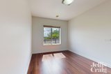 https://images.listonce.com.au/custom/160x/listings/5132-lebanon-street-strathmore-vic-3041/020/01971020_img_10.jpg?Xni03LVn4MM