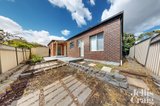 https://images.listonce.com.au/custom/160x/listings/5132-lebanon-street-strathmore-vic-3041/020/01971020_img_19.jpg?xdcO0bPAgG0
