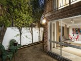 https://images.listonce.com.au/custom/160x/listings/5144-bank-street-south-melbourne-vic-3205/944/01087944_img_10.jpg?V8J552GUH44
