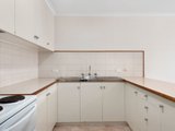 https://images.listonce.com.au/custom/160x/listings/5147-roslyn-road-belmont-vic-3216/331/01552331_img_05.jpg?aahbwN9NPRo