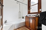 https://images.listonce.com.au/custom/160x/listings/515-ormond-esplanade-elwood-vic-3184/082/01783082_img_11.jpg?v_vp8vOD5Ws