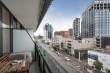 https://images.listonce.com.au/custom/160x/listings/51552-park-street-south-melbourne-vic-3205/220/01423220_img_03.jpg?lKLx38zcmfc