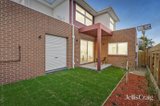 https://images.listonce.com.au/custom/160x/listings/516-flower-street-ferntree-gully-vic-3156/037/01780037_img_12.jpg?ZYUCqJ0zlJA