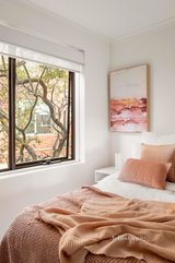 https://images.listonce.com.au/custom/160x/listings/516-the-esplanade-clifton-hill-vic-3068/846/01720846_img_03.jpg?N-LZS2XiX_Q