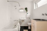 https://images.listonce.com.au/custom/160x/listings/516-the-esplanade-clifton-hill-vic-3068/846/01720846_img_04.jpg?Vf1XmGWAd7c