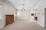 https://images.listonce.com.au/custom/160x/listings/517-barkly-street-golden-point-vic-3350/155/00987155_img_07.jpg?34kgtVZCtBU