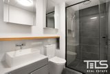 https://images.listonce.com.au/custom/160x/listings/51751-homer-street-moonee-ponds-vic-3039/562/01772562_img_07.jpg?2roFl8975ig