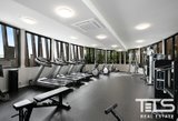https://images.listonce.com.au/custom/160x/listings/51751-homer-street-moonee-ponds-vic-3039/562/01772562_img_14.jpg?iJcFMm6KJJI