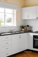 https://images.listonce.com.au/custom/160x/listings/518-abbotsford-street-abbotsford-vic-3067/810/01328810_img_04.jpg?xjy2KQ5tqH0