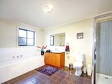 https://images.listonce.com.au/custom/160x/listings/519-earls-court-wantirna-south-vic-3152/917/01740917_img_07.jpg?44_JrMKuWbA