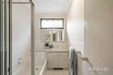 https://images.listonce.com.au/custom/160x/listings/519-gnarwyn-road-carnegie-vic-3163/678/01778678_img_08.jpg?vAI_ep_aocU