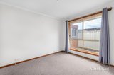 https://images.listonce.com.au/custom/160x/listings/5199-yarrowee-street-sebastopol-vic-3356/565/01967565_img_07.jpg?54MF5k_jIyw