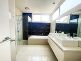 https://images.listonce.com.au/custom/160x/listings/51a-peter-street-box-hill-north-vic-3129/924/01590924_img_10.jpg?JidsdL3IV1E