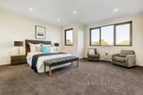 https://images.listonce.com.au/custom/160x/listings/51b-elliott-avenue-carnegie-vic-3163/155/00380155_img_05.jpg?O30A7Hyaxn0