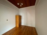 https://images.listonce.com.au/custom/160x/listings/52-aberdeen-street-geelong-west-vic-3218/107/01736107_img_13.jpg?MralzDQtwU0