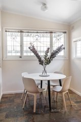 https://images.listonce.com.au/custom/160x/listings/52-barrett-street-albert-park-vic-3206/726/01338726_img_07.jpg?36ZxeuQTFGg