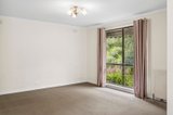 https://images.listonce.com.au/custom/160x/listings/52-beauchamp-street-kyneton-vic-3444/712/01897712_img_06.jpg?0Ne0ZmJHf1s