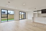 https://images.listonce.com.au/custom/160x/listings/52-copper-crescent-burwood-east-vic-3151/620/01831620_img_04.jpg?QDaCm_rYbyw